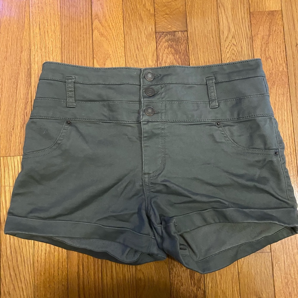 Army Green, Mossimo High Rise Short Size 12/31